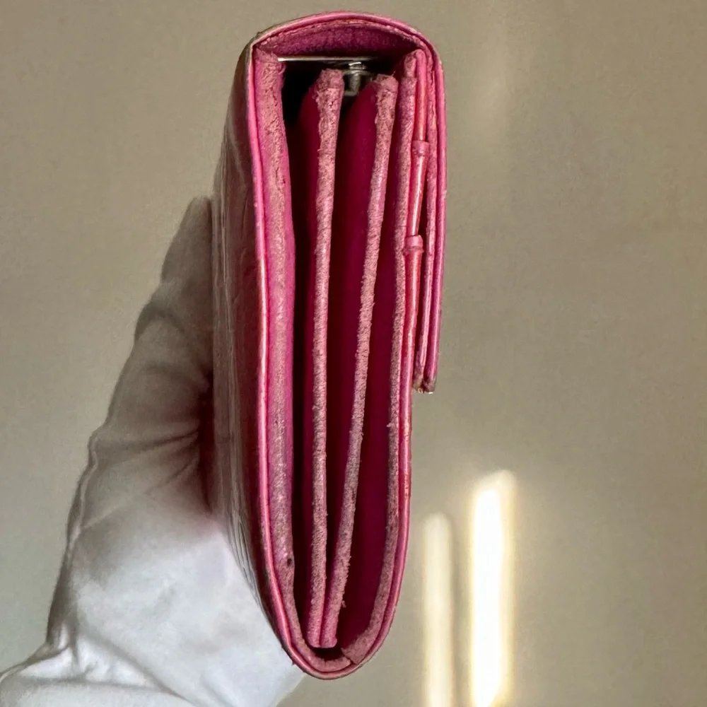 Christian Dior Ultimate Rendez-vous Patent Dior Trotter Fuchsia Authentic Wallet